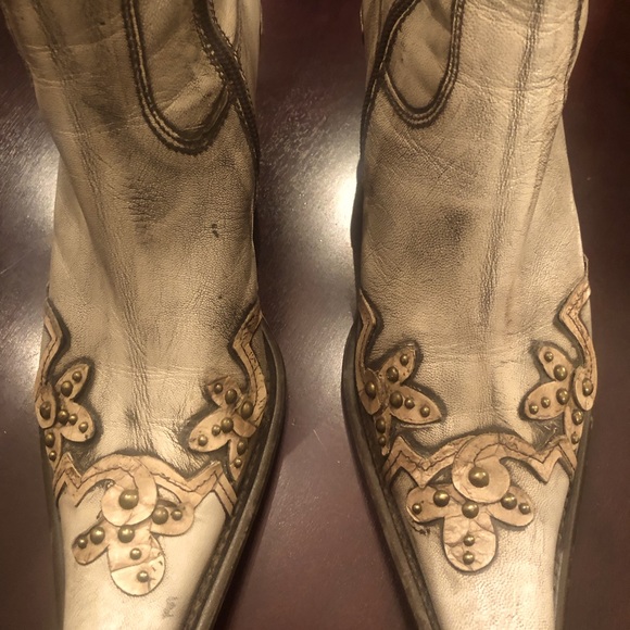 Women’s stunning beige Italian made cowboy boot Size 40 - Picture 3 of 5